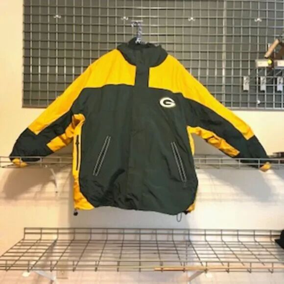 Winter Parka . Size: Extra Large {46-48} . Full Zip Jacket . Green Bay Packers - Picture 3 of 5